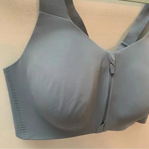 Knix Catalyst Grey Front Zip Sports Bra 8 - Picture 9 of 9